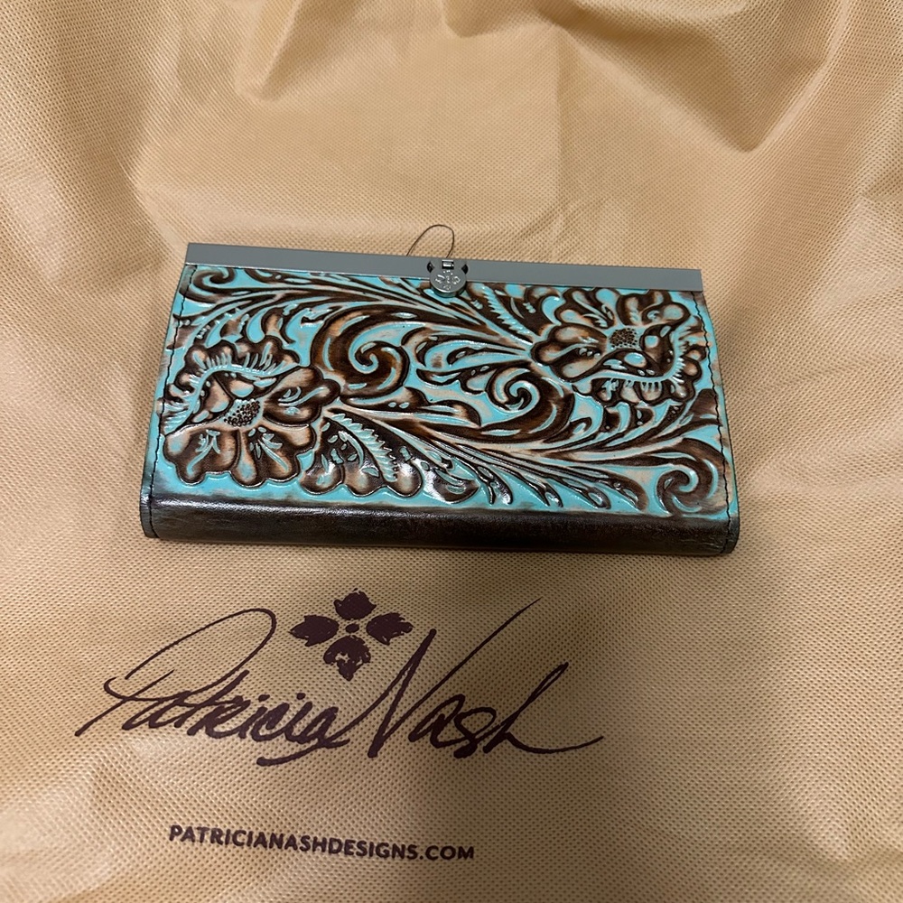 Patricia Nash Blue and Brown Key Holder with Intricate Design